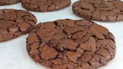Brownie kurabiye tarifi: Çikolata düşkünlerinin vazgeçilmezi