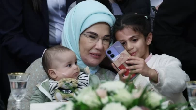 Emine Erdoğan'dan Filistin mesajı: Kalıcı barış için dualarımız Filistin ile!