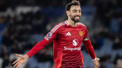 Bruno Fernandes Manchester United’ta parlıyor!
