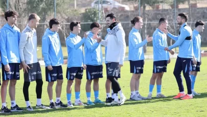 Trabzonspor futbolcularından genç takıma tebrik