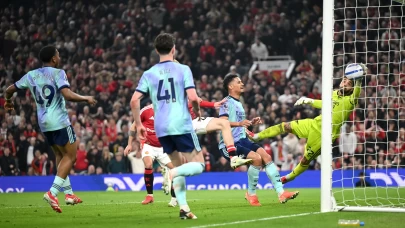 Premier Lig'de Arsenal takıldı, puan farkı açıldı