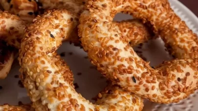 Pastane lezzetinde tarçınlı kandil simidi tarifi