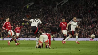 Fulham, FA Cup'ta Manchester United'ı saf dışı bıraktı!