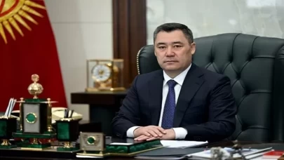 Kırgızistan'da Caparov’un Cumhurbaşkanlığı görevinde 4 yıl geride kaldı
