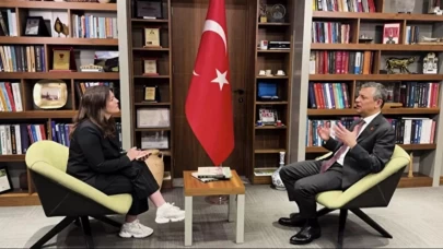 Özgür Özel Batı'ya yine Türkiye'yi şikayet etti! Şimdi de Almanya'ya konuştu