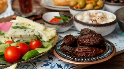 Ramazan’da Sahurda Tok Tutan Yiyecekler: Uzun Süre Açlık Hissini Önleyen Besinler