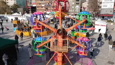 Kırıkkale'de Ramazan Sokağı'na yoğun ilgi