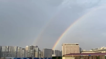 Küçükçekmece'de yağmur sonrası çift gökkuşağı