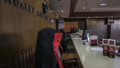 Ağrı Belediye Başkanı Aras ve çok sayıda sanık hakim karşısında