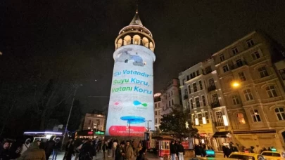 Galata Kulesi'ne yansıtılan video ile Su Günü'ne dikkat çekildi
