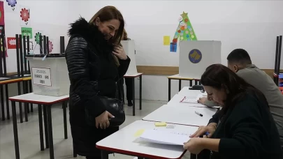 Kosova'daki genel seçimin kesin sonuçları açıklandı