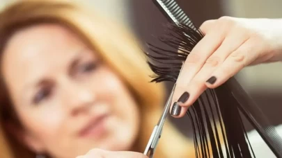 2025 Mart Ayı Saç Kesim Günleri: Ay Takvimi ile Saçlarınızı Güçlendirin