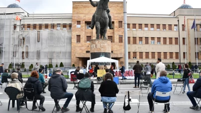 Kuzey Makedonya'daki gece kulübü yangını için protestolar devam ediyor