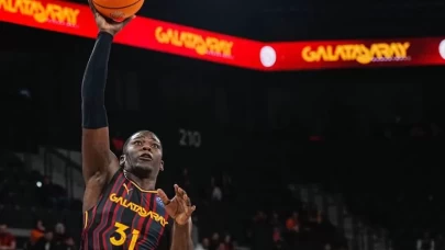 Aslan nefes kesti! Galatasaray, son saniyelerde Unicaja Malaga’yı devirdi