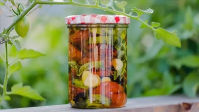 Konserve nasıl açılır? Açacak olmadan konserve açmanın 4 pratik yöntemi