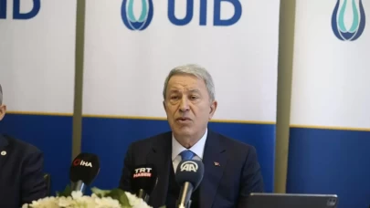 Hulusi Akar, Türk ve Müslümanlara yönelik saldırılara dikkat çekti