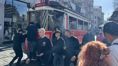 Taksim ve İstiklal Caddesi'nde bayram yoğunluğu