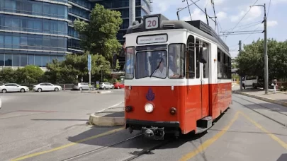 Kadıköy-Moda Tramvay Hattı seferleri kaza nedeniyle durduruldu