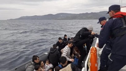 Çanakkale'nin Ayvacık açıklarında 41 düzensiz göçmen yakalandı