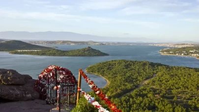 Balıkesir’in Gizemli Tepesi: Şeytan Sofrası’nın Efsanevi Hikayesi