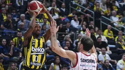 Fenerbahçe, Manisa Basket’i son nefeste geçti