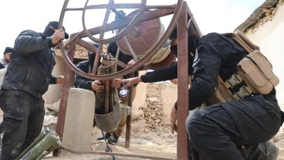 Humus ve Lazkiye'de gizlenmiş silah deposu bulundu