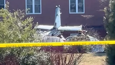 Pensilvanya'da küçük uçak düştü! 5 yaralı