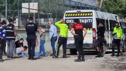 Kötü şaka ölümle bitti: Okul servisi, öğrenciye çarptı