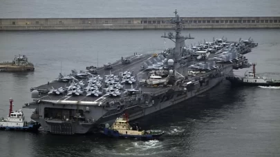 ABD'nin USS Carl Vinson gemisi Güney Kore'de