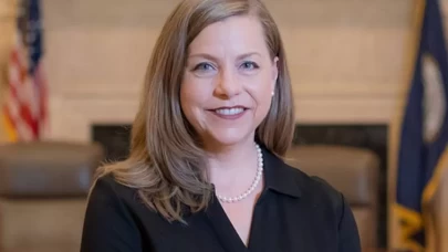 Trump, Fed'in denetimden sorumlu başkan yardımcılığına Michelle Bowman'ı aday gösterdi