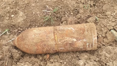 Çanakkale'de mezarlık kazısında bulunan patlamamış top mermisi imha edildi