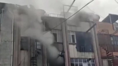 Bayrampaşa'da iplik üretimi yapan iş yerinde yangın!