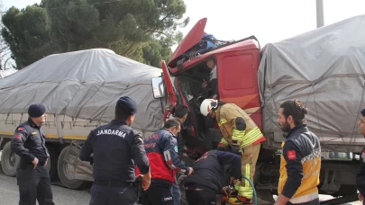 Manisa'da iki tır çarpıştı: 1 yaralı