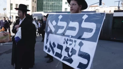 İsrail'de Ultra-Ortodoks Yahudiler polisle çatıştı