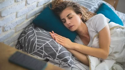 Telefonu Yastık Altına Koymak Zararlı mı?