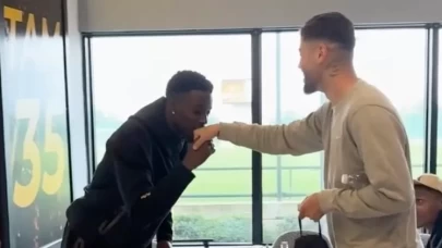 Göztepeli futbolculardan antrenman öncesi bayramlaşma