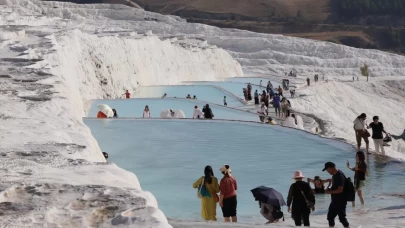 Pamukkale'ye bayram tatilinde yoğun ilgi