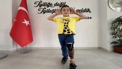 Depremde bacağını kaybeden küçük taraftar, Galatasaray proteziyle yaşama tutundu