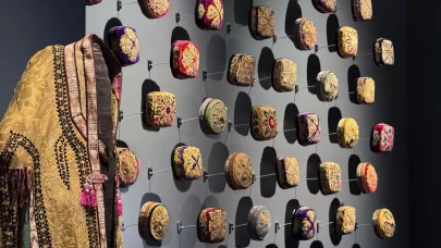 Özbekistan Kültür ve Sanat Vakfı'nın "Dikişlerdeki Miras" sergisi, Kazakistan'da açıldı