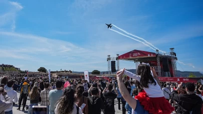 SOLOTÜRK Çanakkale semalarında gösteri uçuşu yaptı