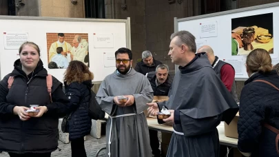 Papa Franciscus için St. Antuan Kilisesi’nde lokma dağıtıldı