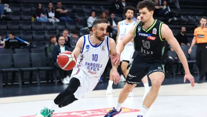 Merkezefendi Belediyesi Basket'ten Anadolu Efes'e 100 sayı!