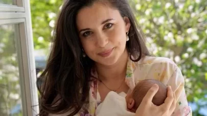 Karsu Dönmez oğlunun ismini açıkladı!