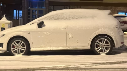 Erzurum’da kar yağışı, etkisini gece saatlerinde artırdı
