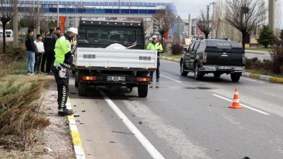 Sivas'ta korkunç kaza: Kamyonetin çarptığı kadın hayata veda etti!