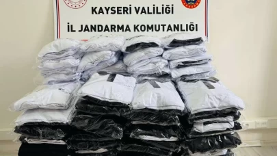 Kayseri'de 320 bin lira değerinde sahte tişört ele geçirildi