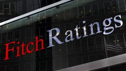 Fitch: Tarifeler ABD’de resesyon riskini artırıyor