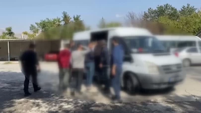 Erzincan’da yabancı uyruklu 14 kaçak göçmen yakalandı