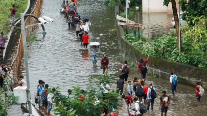 Hindistan ve Nepal'de şiddetli yağışlar sonucu 100'den fazla kişi öldü