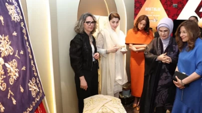 Emine Erdoğan, ADF'ye katılan lider eşlerine Anadolu'nun kültürel mirasını tanıttı
